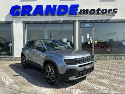 Usata Jeep Avenger Summit 110 CV (80 kW) 2024 Grigio stone SUV