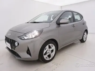 Usata Hyundai i10 67 CV (49 kW) 2022 Grigio Utilitaria