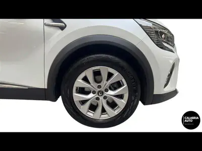 Usata Renault Captur Intens 145 CV (106 kW) 2022 Bianco SUV