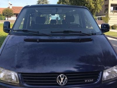 Blu/azzurro Usata 1999 VW Caravelle Comfortline Monovolume | 8000 € (Buon prezzo)