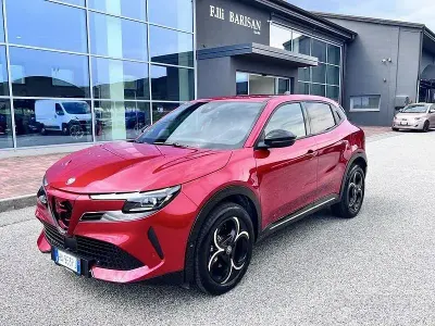 Nuova Alfa Romeo GT Junior 145 CV (106 kW) 2025 Rosso SUV