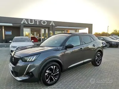 Usata Peugeot 2008 GT 110 CV (80 kW) 2021 Grigio SUV