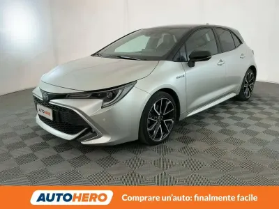 Usata Toyota Corolla Lounge 152 CV (111 kW) 2019 Argento Berlina