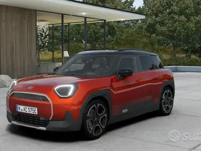 Nuova Mini Aceman Favoured 55 kW (75 CV) 2026 SUV