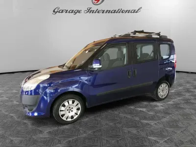 Käytetty Fiat Doblò Dynamic 95 HP (69 kW) 2010 Sininen Tila-auto