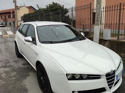 Bianco Usata 2011 Alfa Romeo 159 Station wagon | 3000 € (Ottimo prezzo)