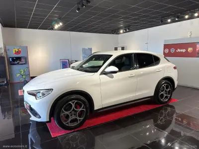 Usata Alfa Romeo Stelvio Sprint 190 CV (139 kW) 2022 Bianco SUV