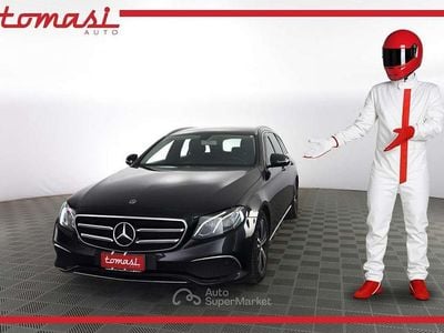 Usata Mercedes E200 Business 160 CV (117 kW) 2019 Nero Station wagon