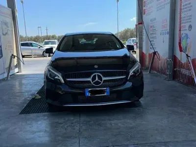 Usata Mercedes A180 Executive 109 CV (80 kW) 2019 Berlina