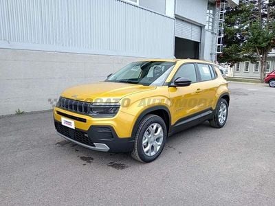 Usado Jeep Avenger Altitude 101 CV (74 kW) 2024 Amarillo SUV