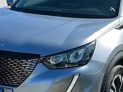 Usata Peugeot 3008 Allure 131 CV (96 kW) 2021 Grigio scuro SUV