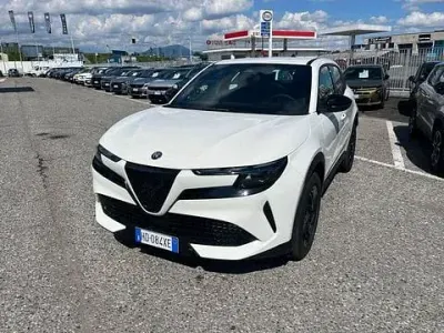 Nuova Alfa Romeo GT Junior 145 CV (106 kW) 2026 Bianco SUV