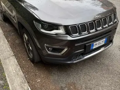 Usata Jeep Compass Limited 140 CV (102 kW) 2017 SUV
