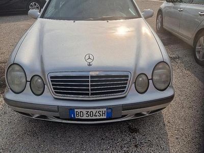 Usata Mercedes CLK200 1999 Grigio