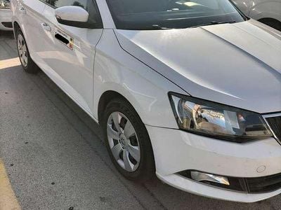 Usata Skoda Fabia Ambition 90 CV (66 kW) 1996 Bianco Utilitaria