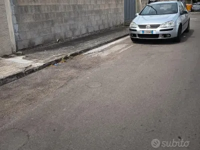 Usata VW Golf IV 2004 Grigio Berlina