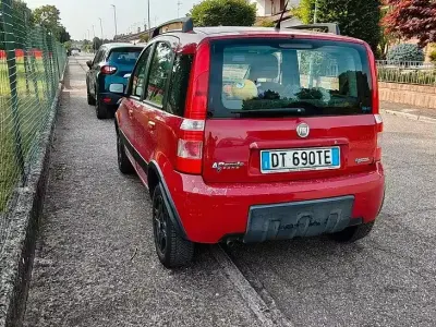 Usata Fiat Panda 60 CV (44 kW) 2009 Utilitaria