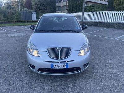 Usata Lancia Ypsilon Platinum 69 CV (50 kW) 2012 Other Utilitaria