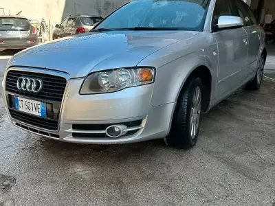 Käytetty Audi A4 140 HP (102 kW) 2005 Harmaa Farmari