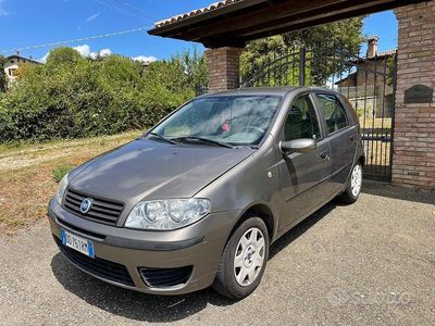Usata Fiat Punto 59 CV (43 kW) 2006 Marrone Berlina