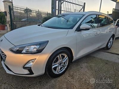 Beige Usata 2020 Ford Focus ST-Line Station wagon | 12.400 € (Buon prezzo)