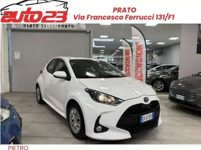 Usata Toyota Yaris Hybrid Lounge 92 CV (67 kW) 2022 Other Berlina