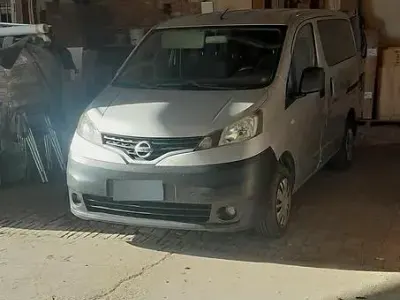 Usata Nissan NV200 90 CV (66 kW) 2011 Grigio Monovolume