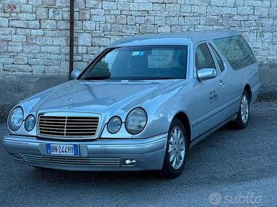 Usata Mercedes E230 2003 Grigio