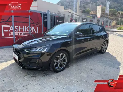 Usata Ford Focus ST-Line 116 CV (85 kW) 2025 Nero Berlina