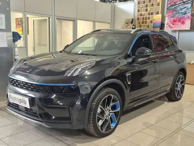 Usata Lynk & Co 01 179 CV (131 kW) 2023 Nero SUV