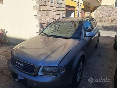 Käytetty Audi A4 130 HP (95 kW) 2004 Harmaa Farmari