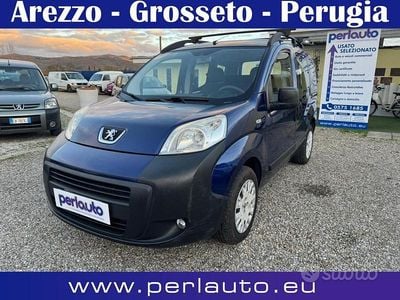 Usata Peugeot Bipper Outdoor 70 CV (51 kW) 2009 Blu Monovolume