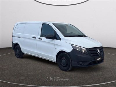 Usata Mercedes Vito 114 CV (83 kW) 2020 Bianco pastello Furgone