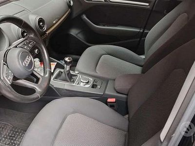 Nero Usata 2017 Audi A3 Sportback Utilitaria | 11.900 €