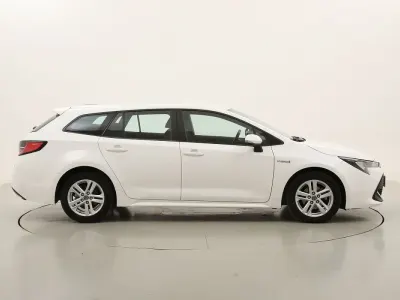 Usata Toyota Corolla Business Edition 122 CV (89 kW) 2019 Biancobianco Station wagon