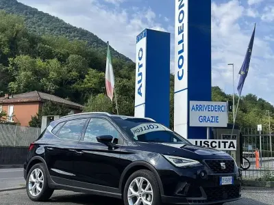 Käytetty Seat Arona FR 95 HP (69 kW) 2025 Musta Katumaasturi