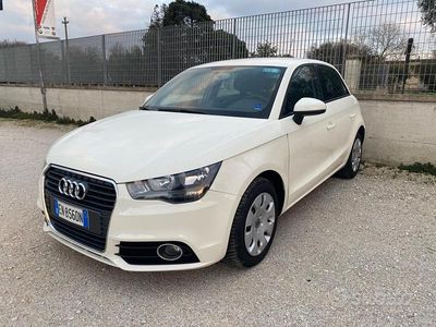 Usata Audi A1 Attraction 90 CV (66 kW) 2012 Bianco Berlina