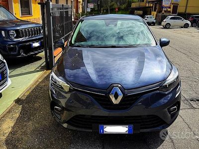 Usata Renault Clio V Evolution 100 CV (73 kW) 2022 Grigio Berlina