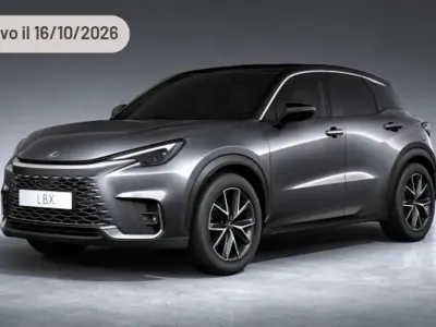 Usata Lexus LBX 136 CV (100 kW) 2024 Argento SUV