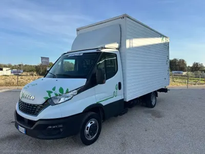 Usata Iveco Daily 136 CV (100 kW) 2022 Other Furgone