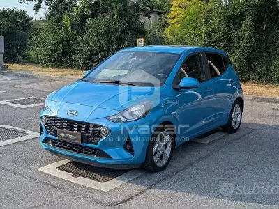 Usata Hyundai i10 67 CV (49 kW) 2023 Bluazzurro Utilitaria