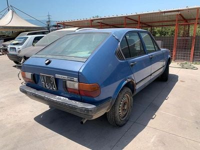 Usado Alfa Romeo Alfasud 61 CV (44 kW) 1974 Azul Berlina