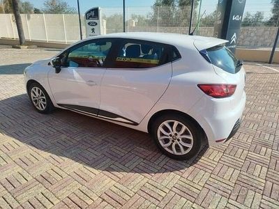 Usata Renault Clio IV Intens 75 CV (55 kW) 2017 Bianco Berlina