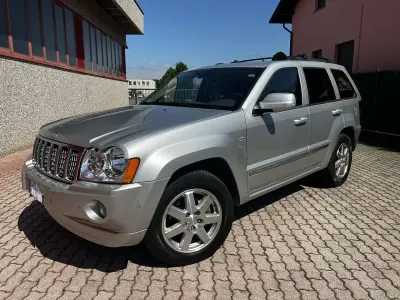 Usata Jeep Grand Cherokee Overland 218 CV (160 kW) 2007 Argento SUV