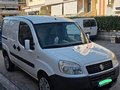 Käytetty Fiat Doblò 120 HP (88 kW) 2009 Valkoinen Tila-auto