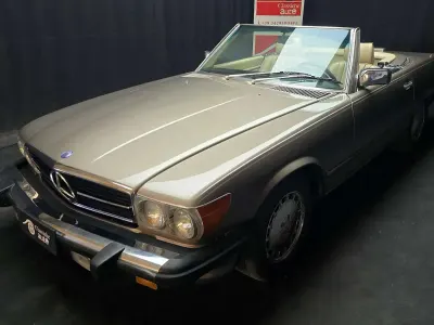 Usata Mercedes 560 265 CV (194 kW) 1988 Marrone Cabrio