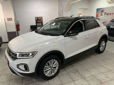 Usata VW T-Roc Style 110 CV (80 kW) 2022 Bianco SUV