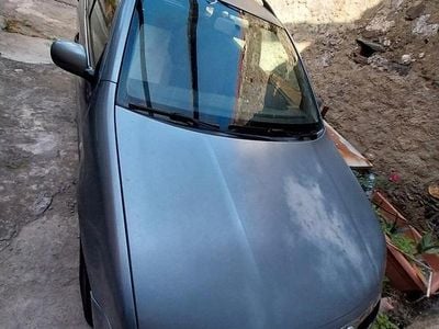 Usata 2005 Skoda Fabia Utilitaria | 1500 €