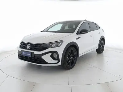 Usata VW Taigo R-line 150 CV (110 kW) 2023 Pure white nero SUV