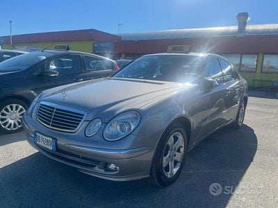 Mercedes E280